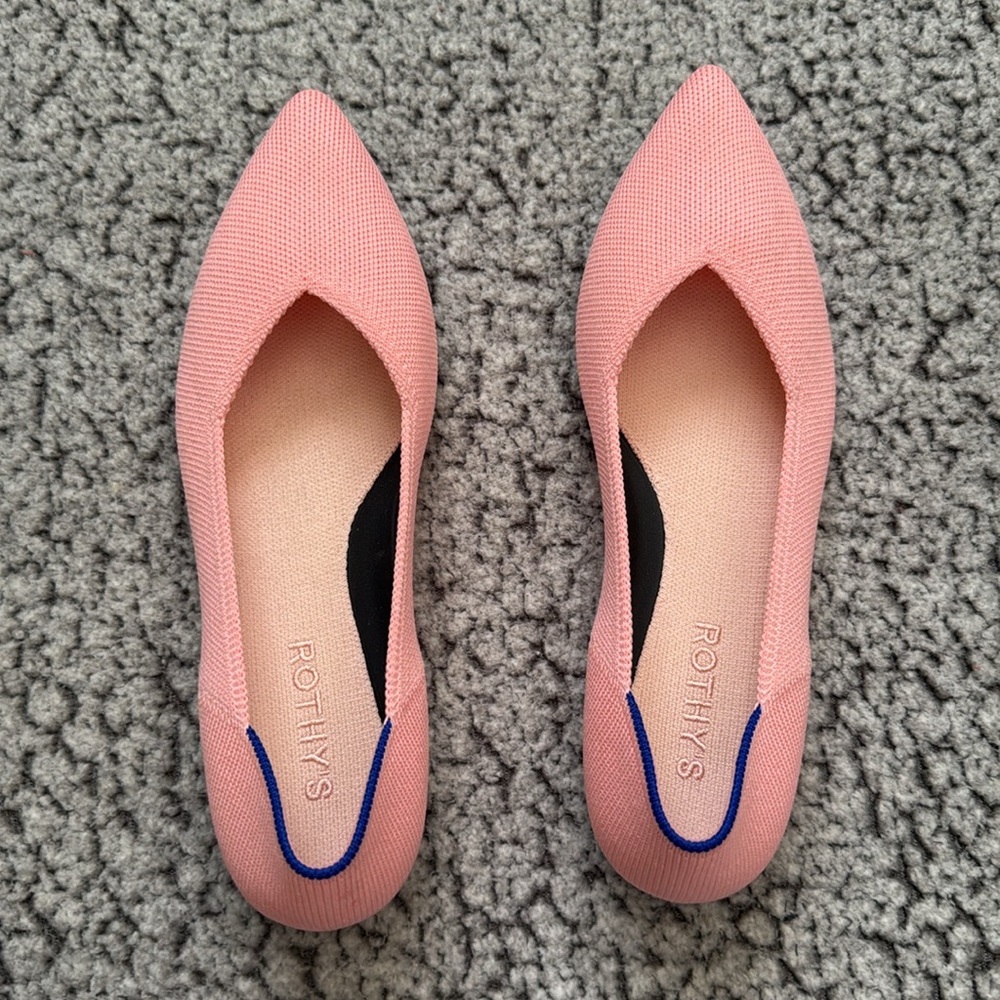 Light Pink Rothy’s Size 7 - Picture 2 of 11
